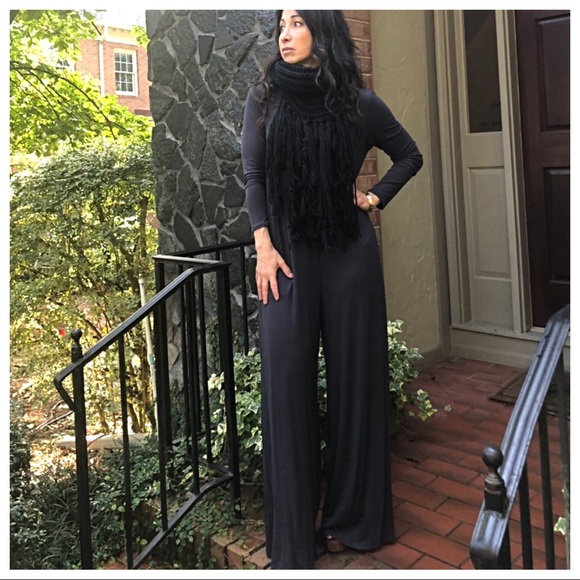 ✨LAST ONE ✨Wide leg side pocket jumpsuit - Picture 8 of 8